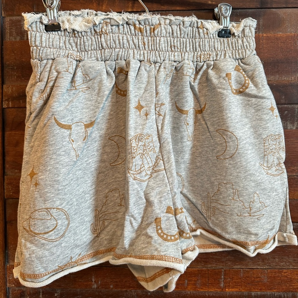 Umgee Gray and Brown Western Print Shorts